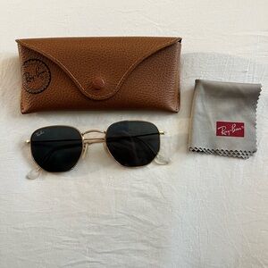 Ray-Ban Classic Gold Frame Sunglasses